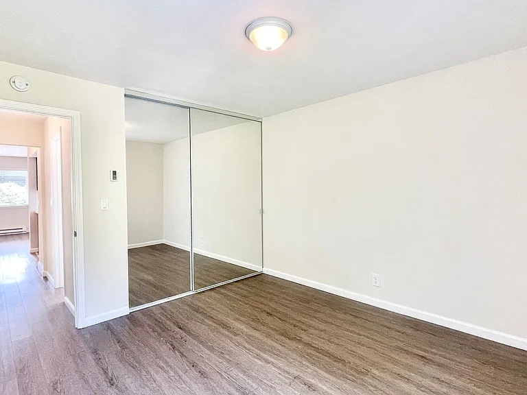 Gateway Apartments — Photo 10