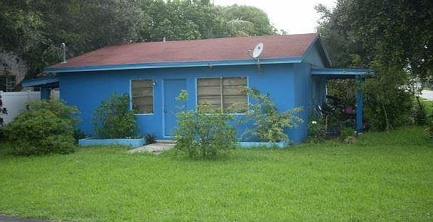 2nd image of 5501 SW 45th St