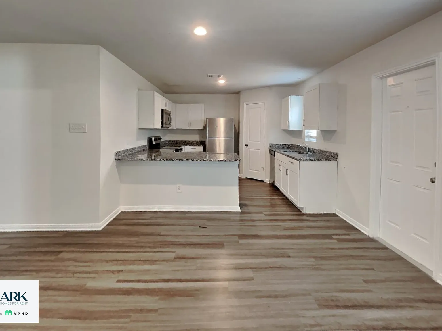 4 bed, 2.0 bath, 1603 sqft, $1,575 — Photo 3
