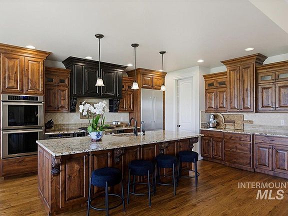 4th image of 4635 W Braveheart St