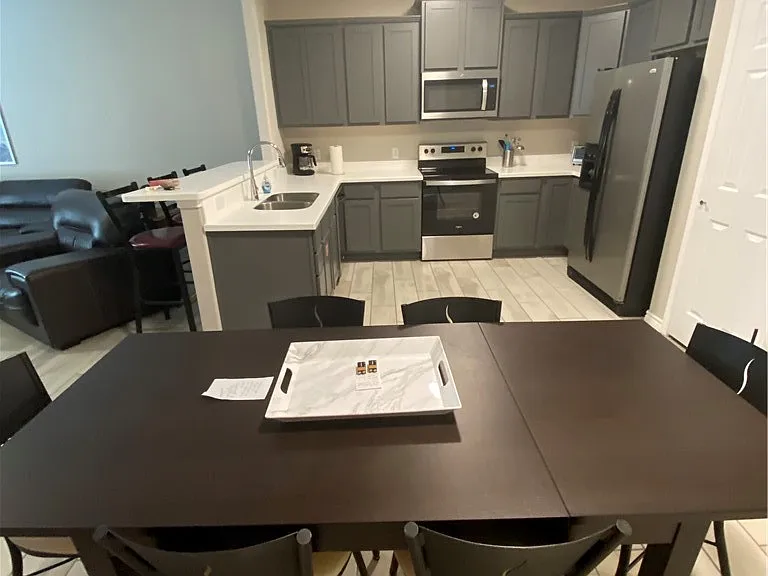 706 Military Dr — Photo 4