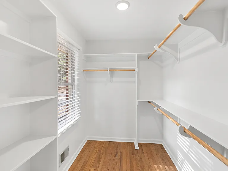 1312 Goodwin Rd — Photo 23