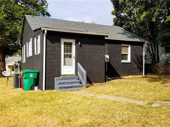 2nd image of 1325 Baylors Ln