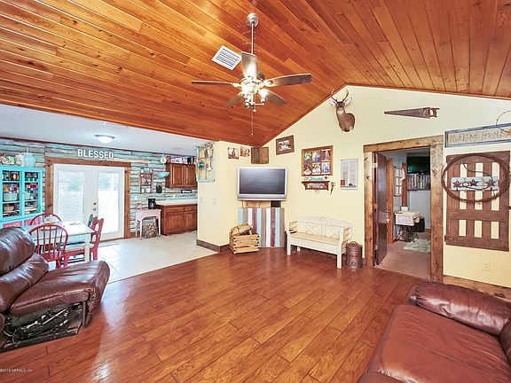 4th image of 27383 W 13th Ave