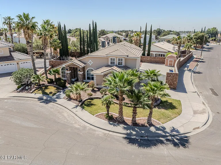 2066 Paseo Del Prado Dr — Photo 50
