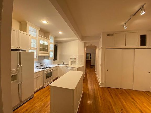 2nd image of 1211 N Marion Ct #2F