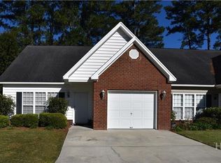 10 Crossing Dr, Richmond Hill, GA 31324