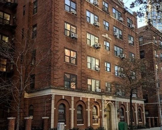 2nd image of 10 W 65th St #2LL