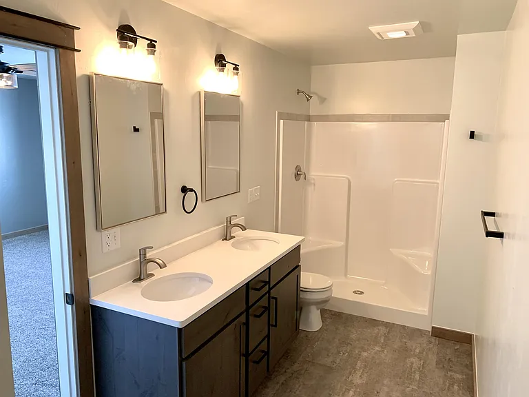 3915 Swan Rd #A — Photo 18