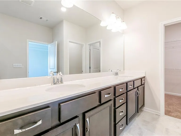 1662 Mountain Top Ln — Photo 22