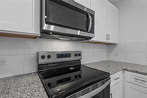 30514 Wolfburn St — Photo 14