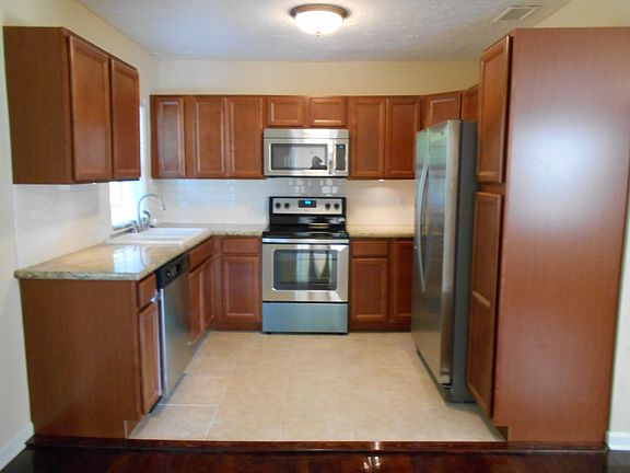 5th image of 4762 Cambridge Rd
