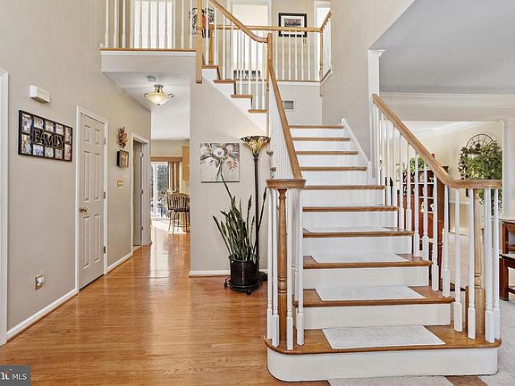 3rd image of 5 Exeter Pl