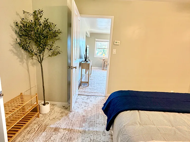 Encino Ln — Photo 33