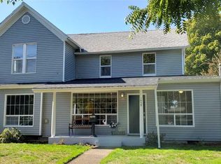 1459 SW Ellis St, Dallas, OR 97338