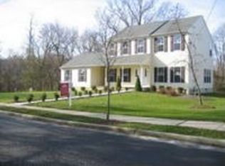 15 Mill Bend Rd, Hamilton, NJ 08690