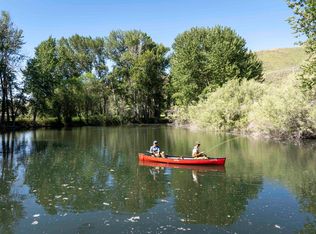 40 Fox Hollow Gulch Rd, Bellevue, ID 83313