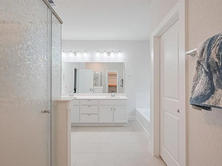 200 Catalina Cove Dr — Photo 28