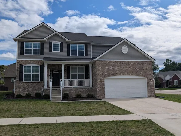 24778 Kabarda Dr, Macomb, MI 48042