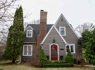 368 Park Ter SE, Cedar Rapids, IA 52403
