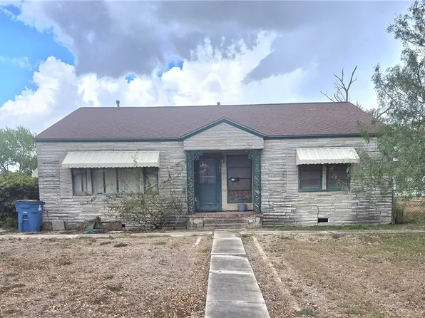 303 E Joyce St, Bishop, TX 78343
