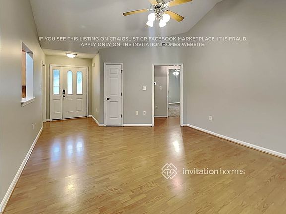 3rd image of 321 Tamarack Dr