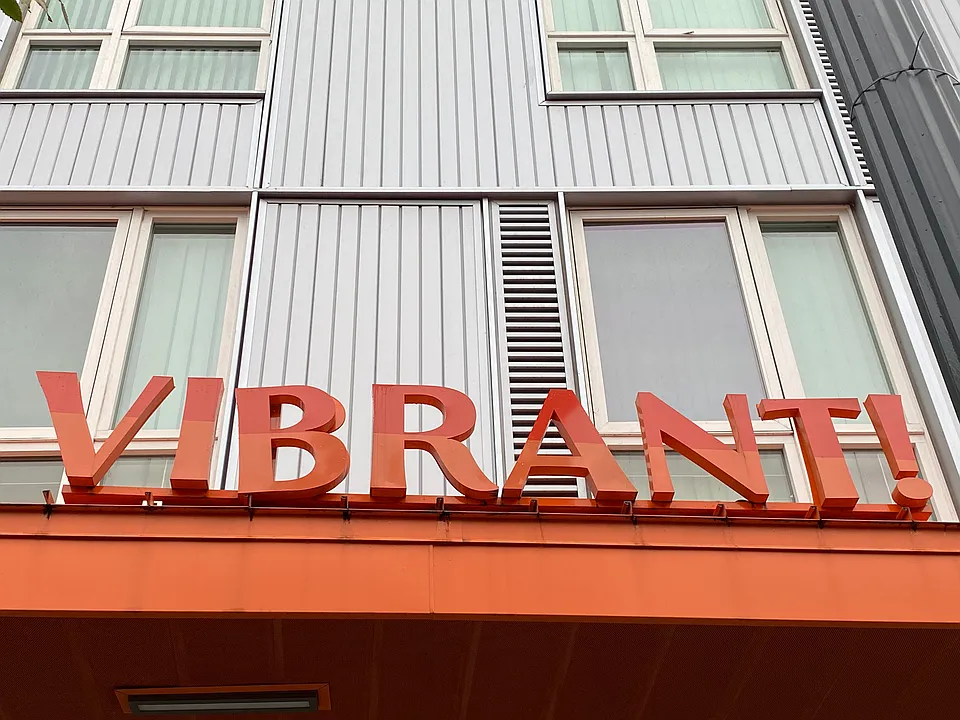 Vibrant Apartments