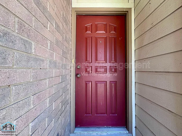 127 Booker Palm — Photo 4