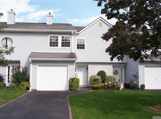 1307 Sara Cir, Pt Jefferson Station, NY 11776