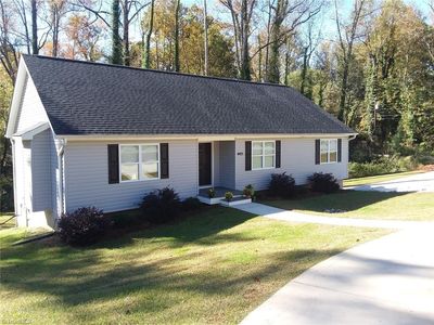 4455 Chebar Dr, Pfafftown, NC, 27040