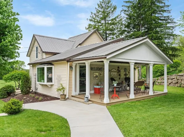 s9761 Little Bear Road, Spring Green, WI 53588