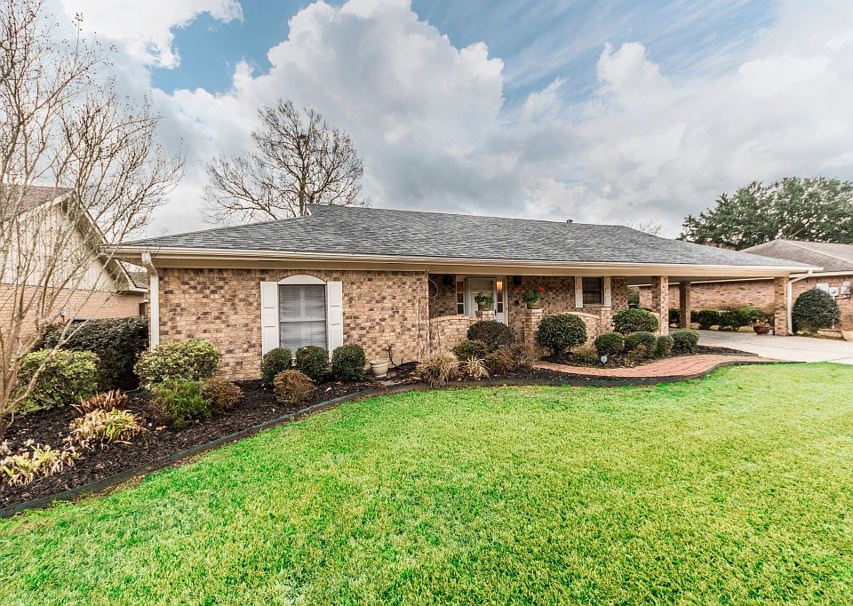 1st image of 119 Orgeron Dr