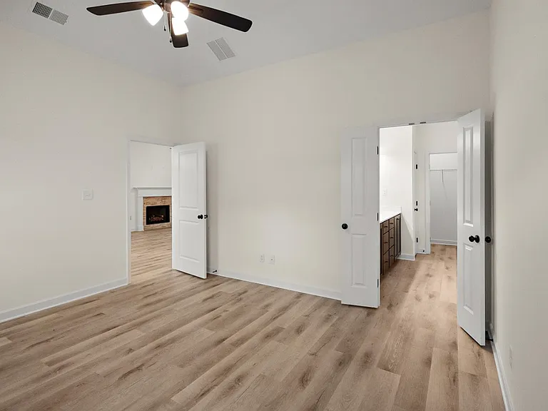 6387 Jameson Cv — Photo 8