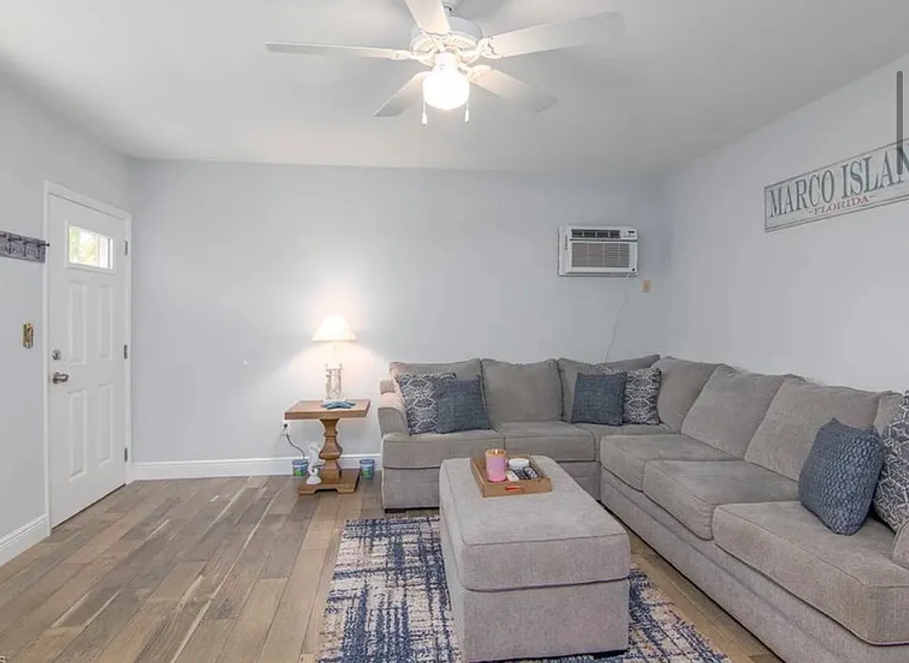 2 bed, 704 sqft, $2,500 — Photo 1