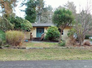 520 Quinault Ave SE, Ocean Shores, WA 98569