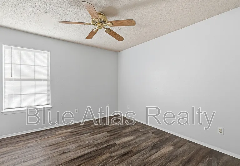 8030 Cambridge Cir #A — Photo 14