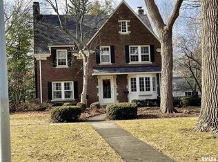 1415 S Wiggins Ave, Springfield, IL 62704