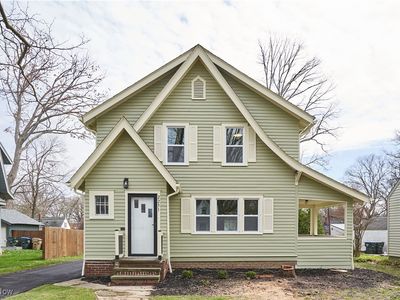 2231 16th St, Cuyahoga Falls, OH, 44223