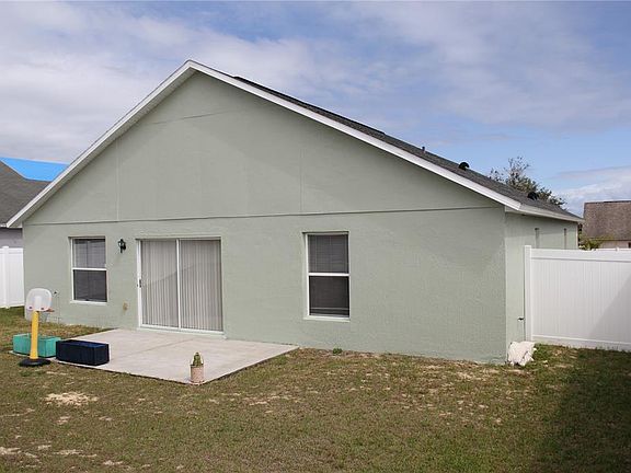 3rd image of 432 Delancey Dr