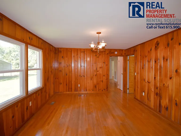 1460 Compton Rd — Photo 7