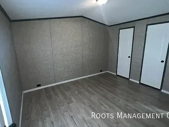 5th image of 310 Hester Ave Trailer 227
