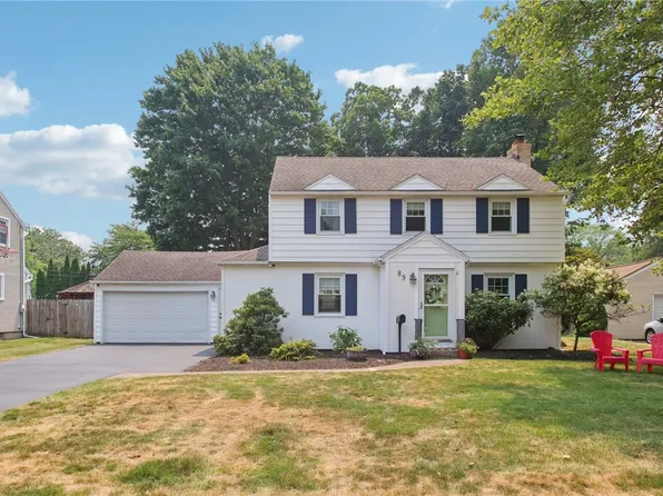 89 Pinecrest Dr, Rochester, NY 14617