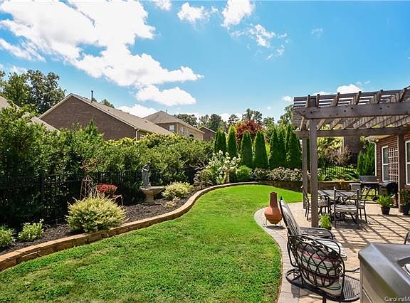 5th image of 7926 Rolling Creek Ct #L20