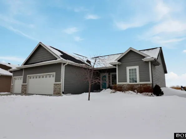 1230 Wilmont St, Fremont, NE 68025