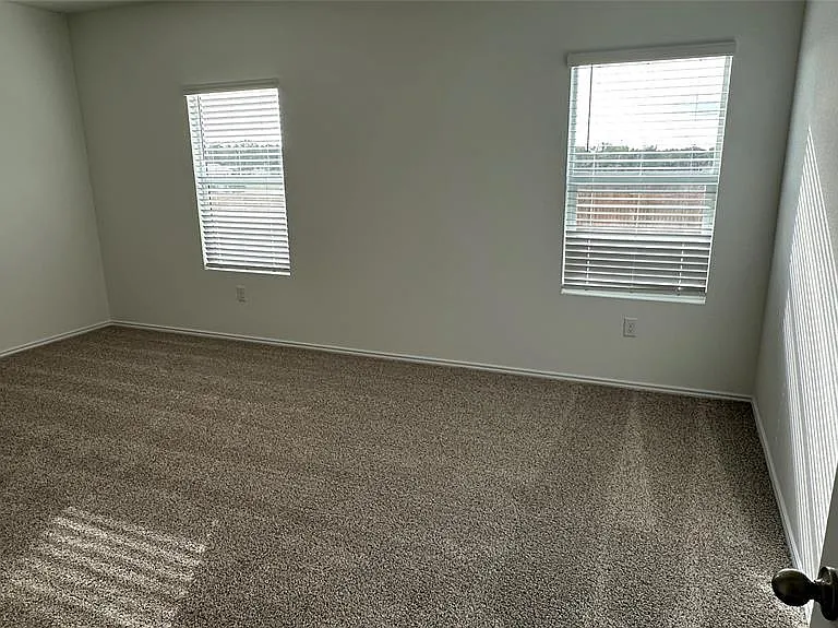 204 Inks Ln — Photo 17