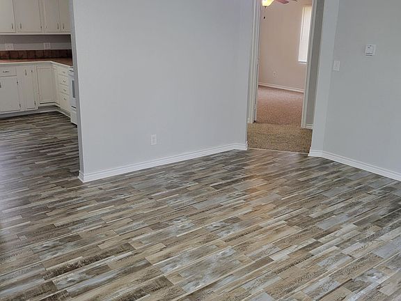 2nd image of 3809 NE 14th Ave