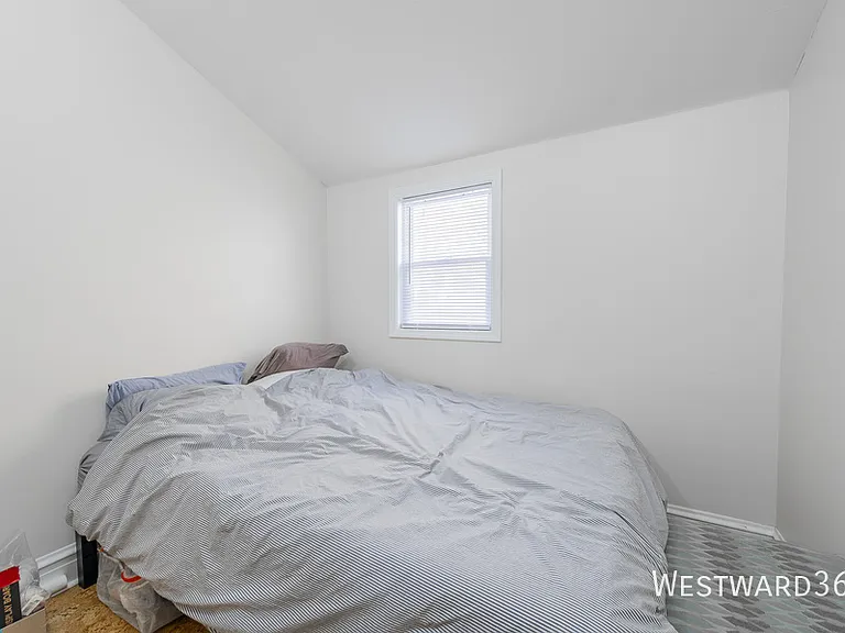 1252 W Elmdale Ave #3 — Photo 7