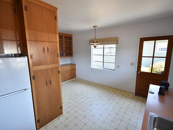 Dinette area off kitchen