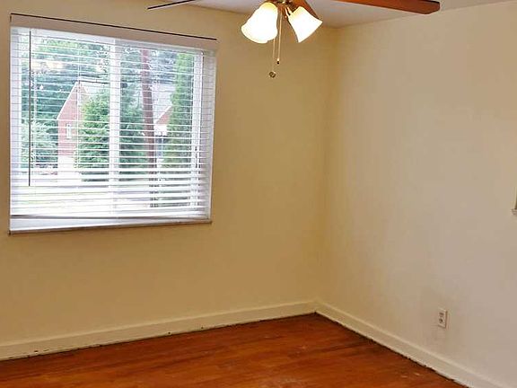 4th image of 3269 Thornwood Dr