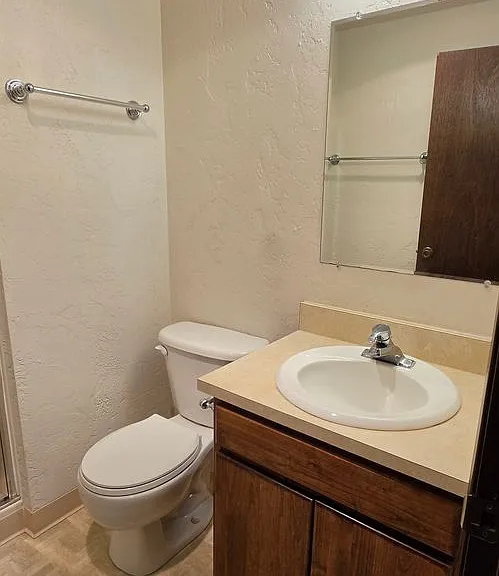 775 SW Washington Ave — Photo 54